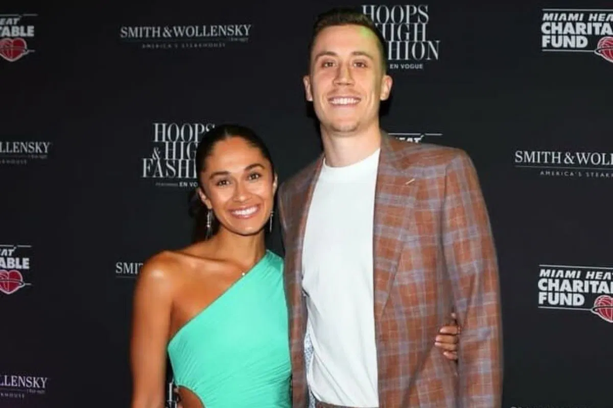 Duncan-Robinson-and-Carolina-Nava-1