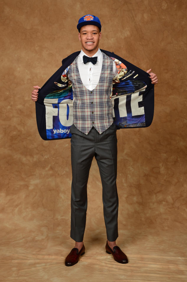 kevin-knox-poses-for-a-portrait-after-being-drafted-by-the-new-york-picture-id980873920&client=a1acac3e1b3290917d92&signature=56d960f9938d9b3d3f5eb5c5f476d1a01e018e72