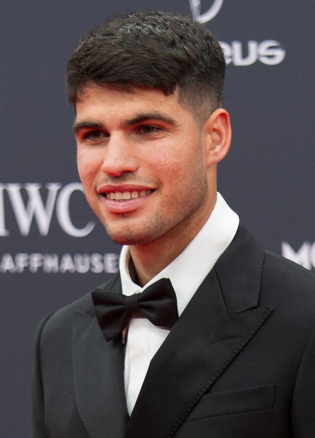640px-25th_Laureus_World_Sports_Awards_-_Red_Carpet_-_Carlos_Alcaraz_-_240422_192324_(cropped)