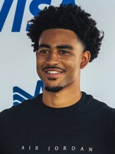 Bryce_Young_at_W.P.T._Hill_Field_-_2024_-_02_(cropped)