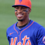 Francisco_Lindor_during_warmups,_March_15,_2024_(1)_(cropped)