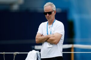 160629112857-john-mcenroe-coaching-raonic-wimbledon-becker