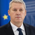 Catalin_Predoiu_(portrait_crop)