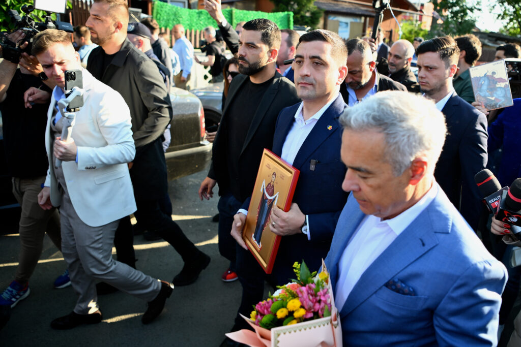 BUCURESTI - ALEGERI 2025 - VOT - GEORGE SIMION - 4 MAI 2025
