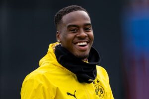 0_jamie-gittens-borussia-dortmund